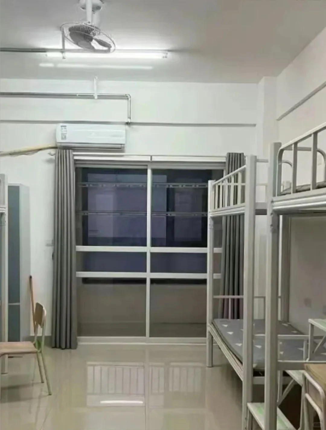 电子厂临时工，月入，5500-6000