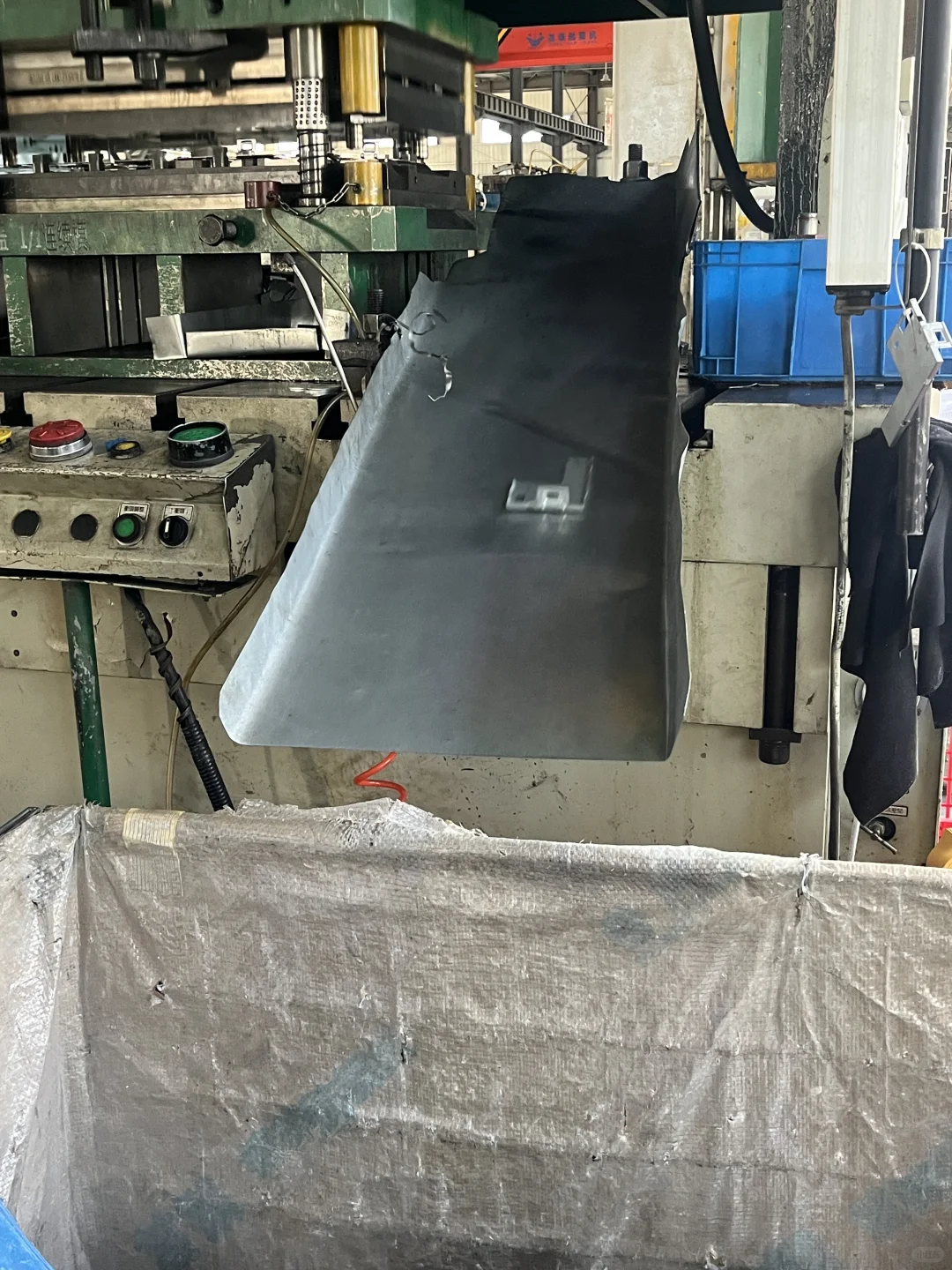 每天都在哐当哐当