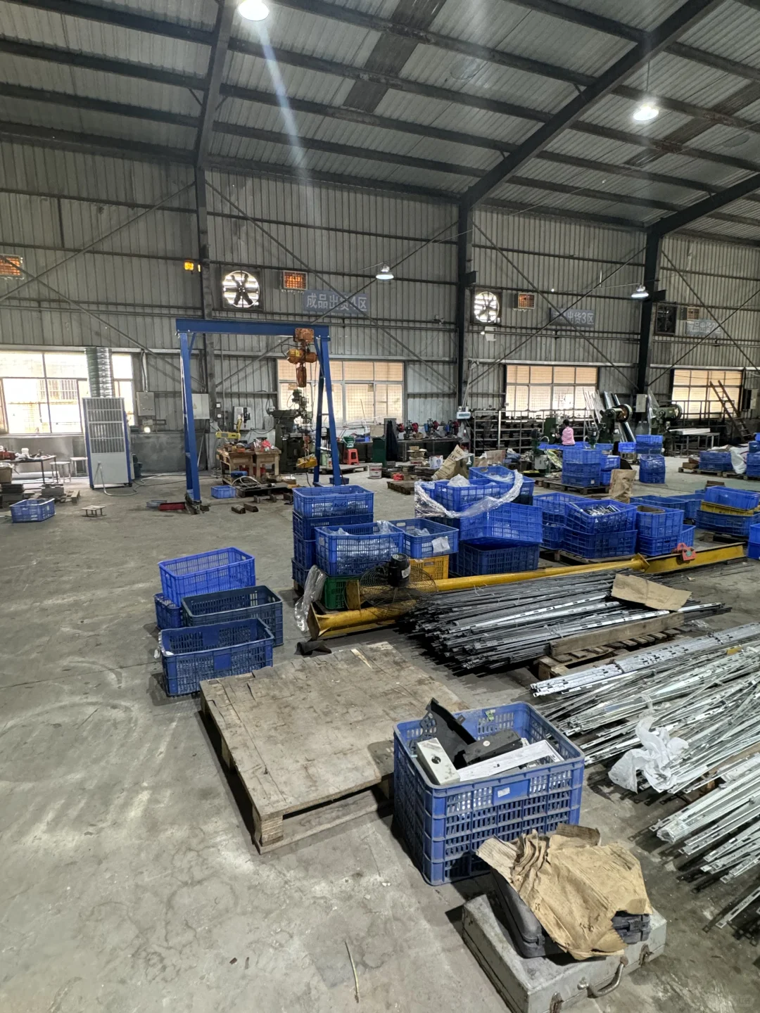 五金加工厂的一天 想看看你们的一天