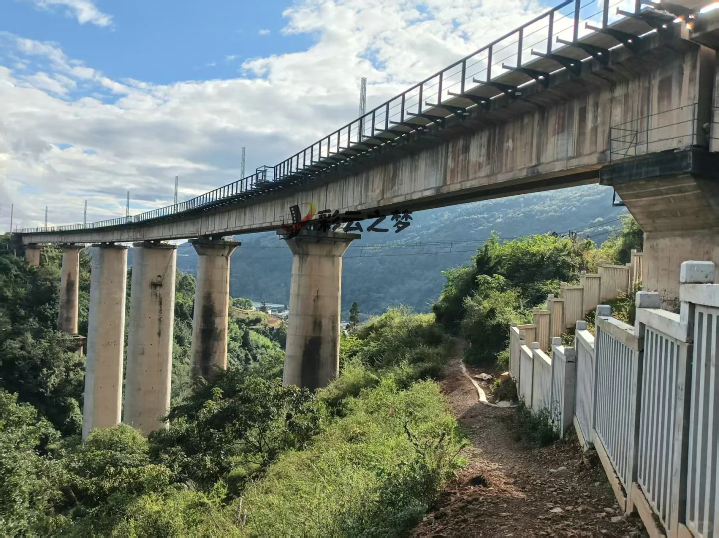 探访老昆玉铁路18公里附近电气化改造