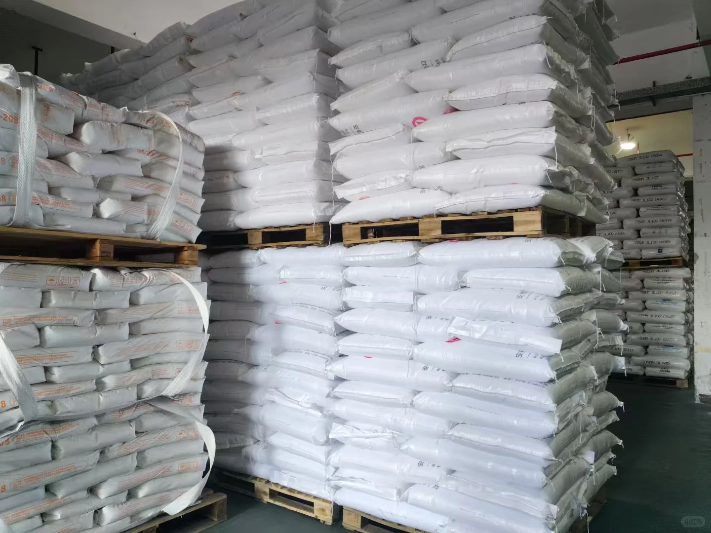 塑胶原料供应商