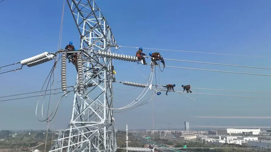 从碳达峰到零碳：构建新型电力系统的路径