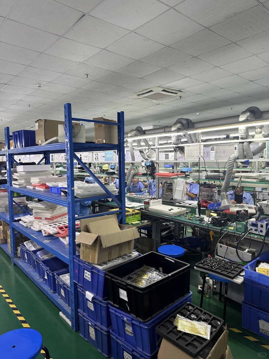 家里有个不大的工厂 是妈妈20年的心血