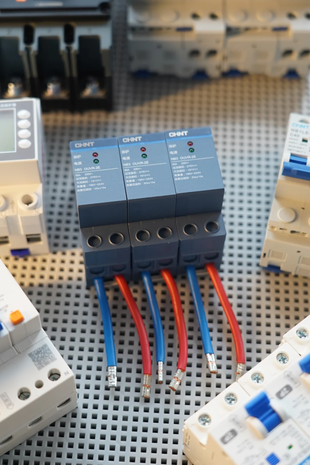 一不小心买到很好看的断路器