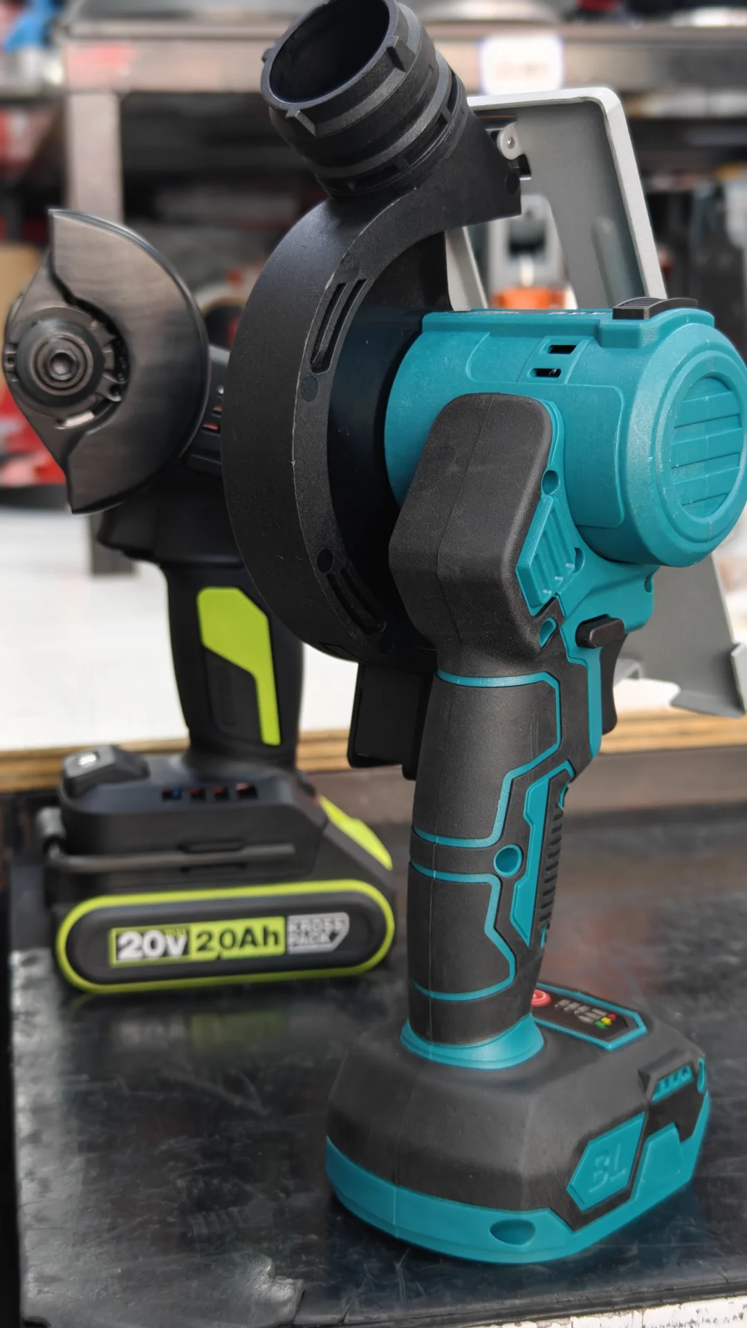 深圳电动工具旗舰店！3寸小鹰锯！