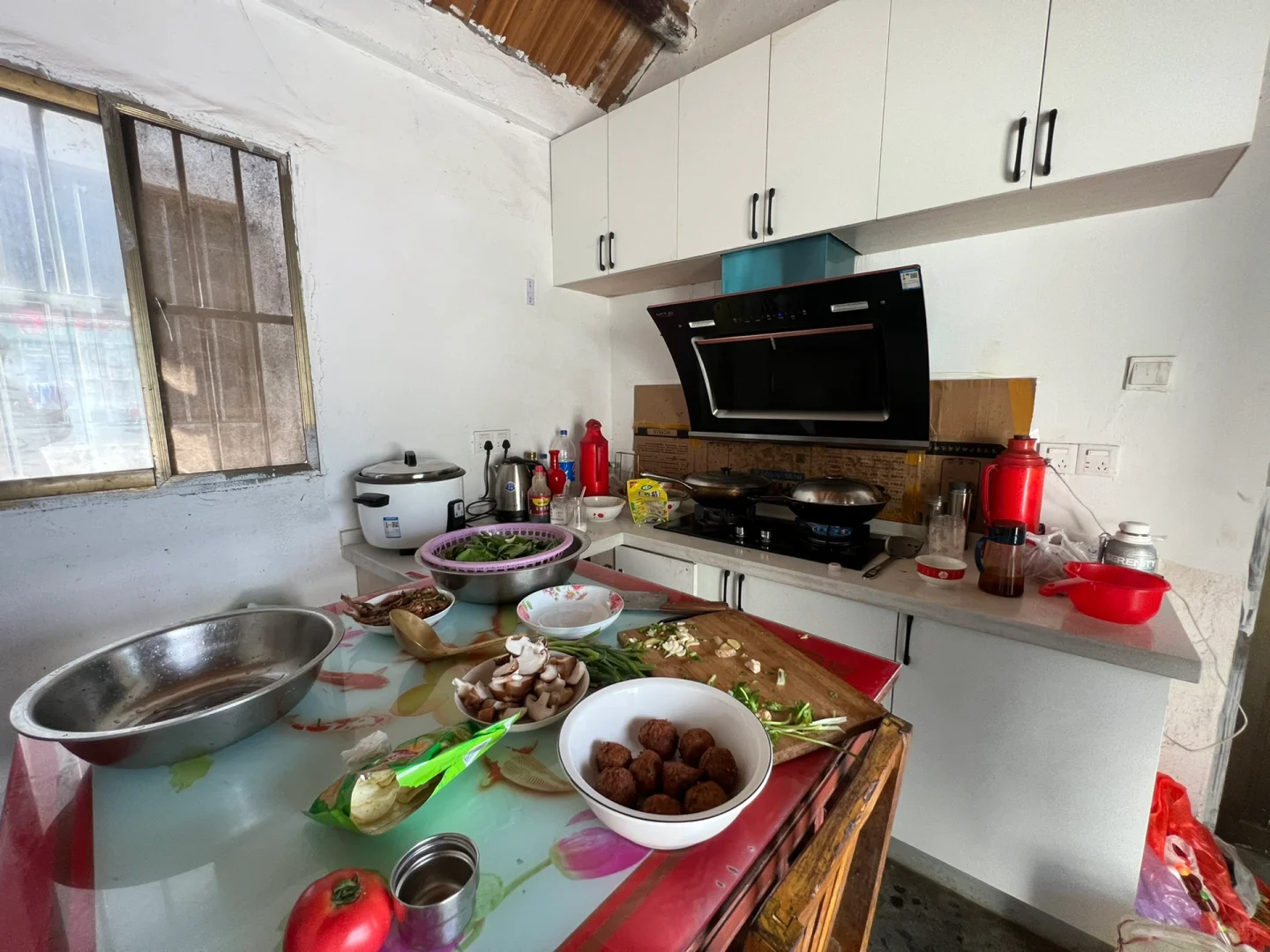 34岁的我，花60万在村里开了自己的工厂