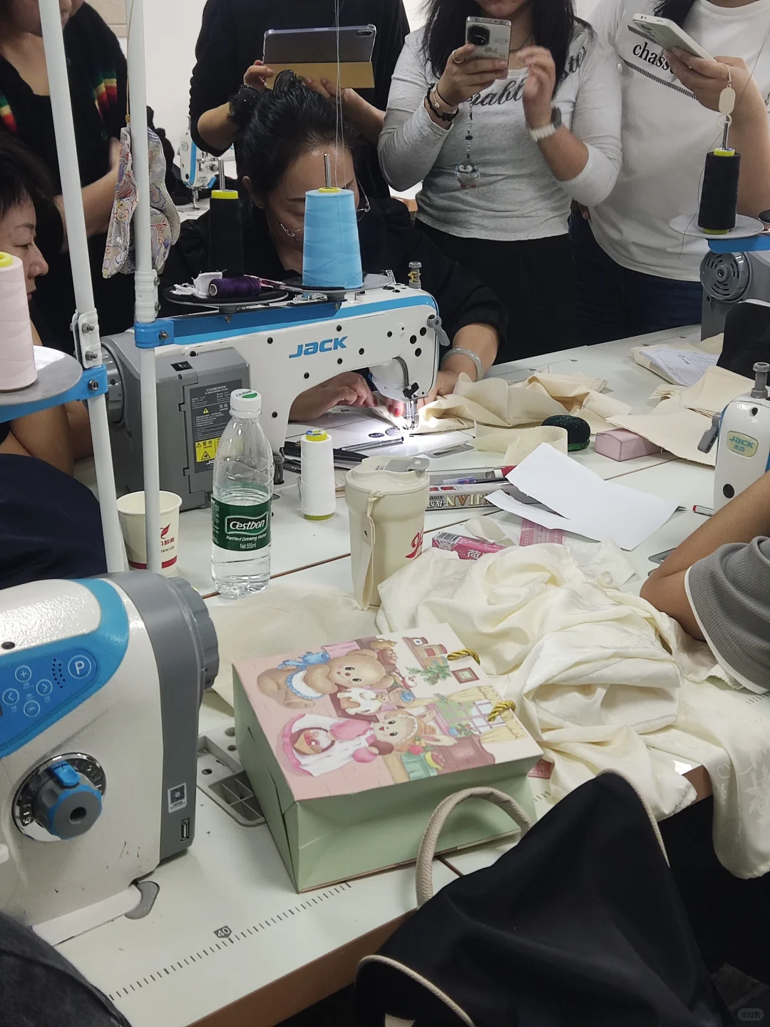 上海服装设计、缝纫、裁剪、制版、量体培训