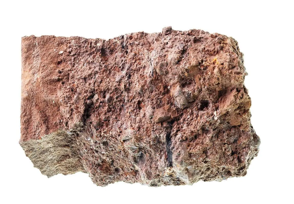 低调到尘埃里的铝土矿