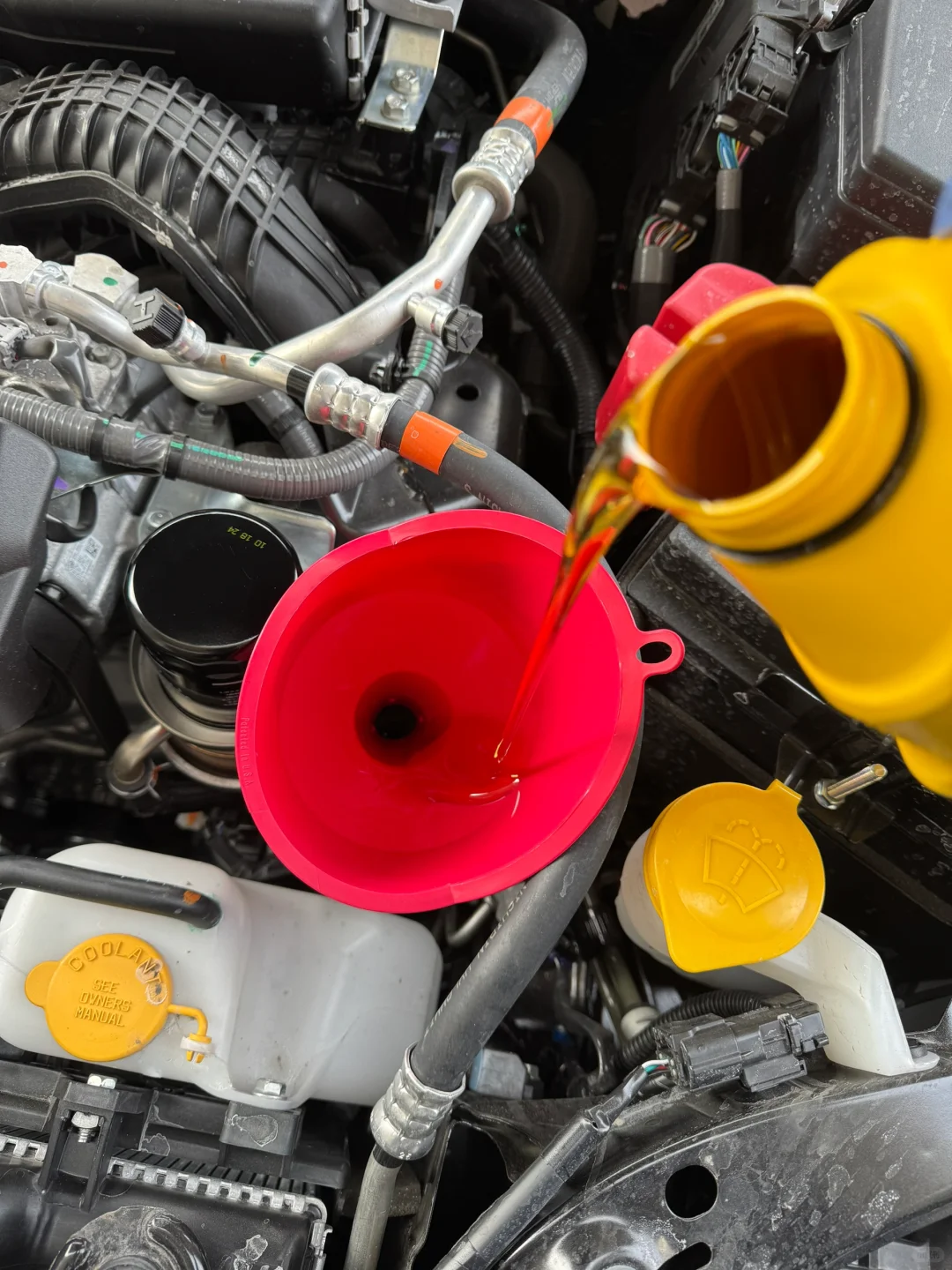 给我的小车换个机油??