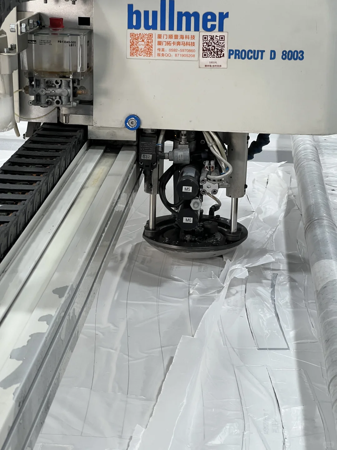 这样下去我觉得要学习下缝纫技术了