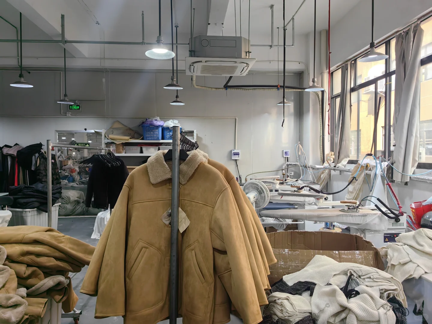 服装工厂全品生产小批量定制工厂