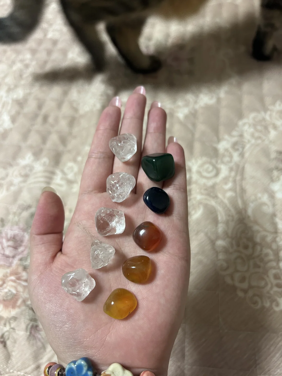 名创优品挖黄金盲盒