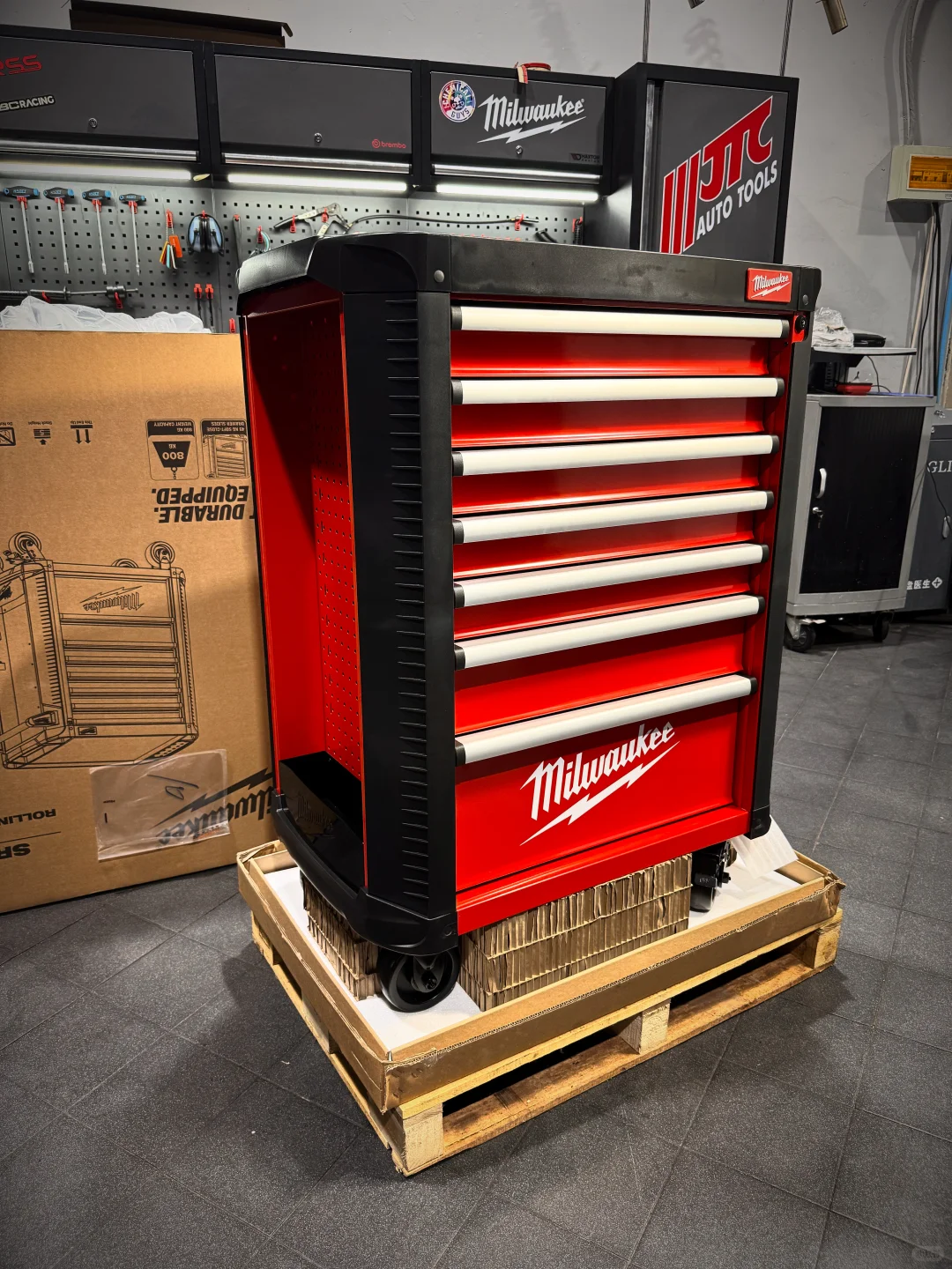 Milwaukee美沃奇机车维修保养工具箱定制