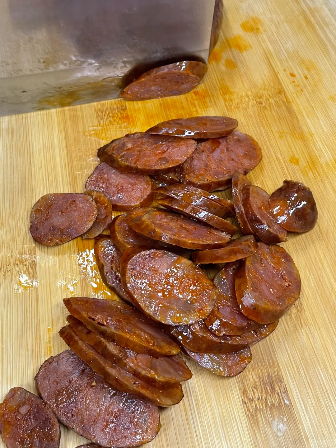 和爸妈商量后，决定腊肠尝鲜装再上200份！