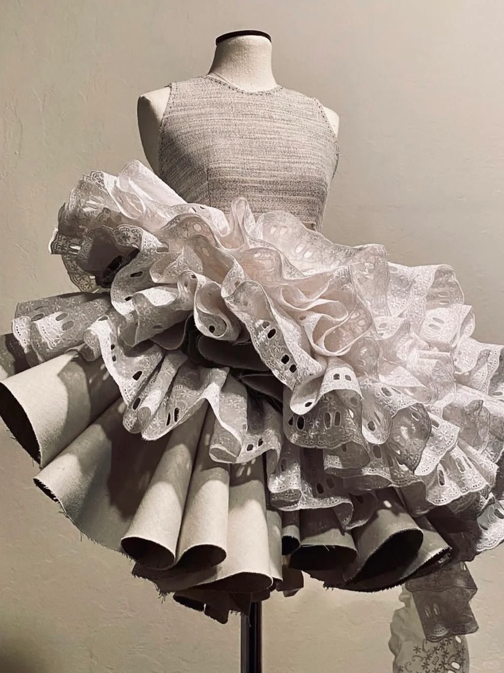 审美提升|立裁分享?宝藏大师的建筑美廓形