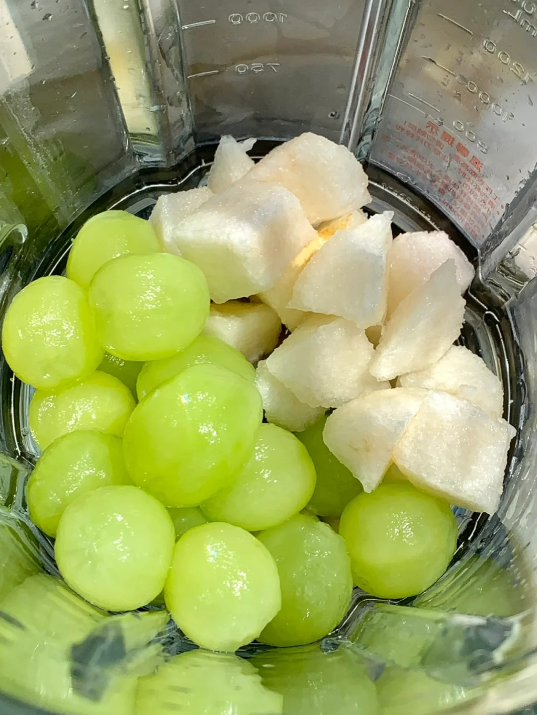 从楼下果汁店学来的！！巨巨好喝！！！