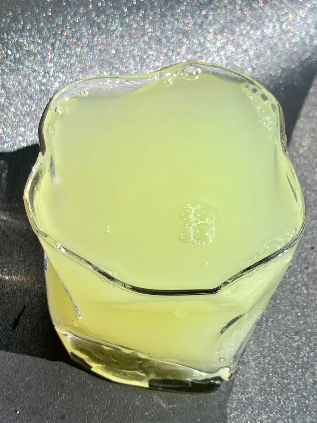 从楼下果汁店学来的！！巨巨好喝！！！