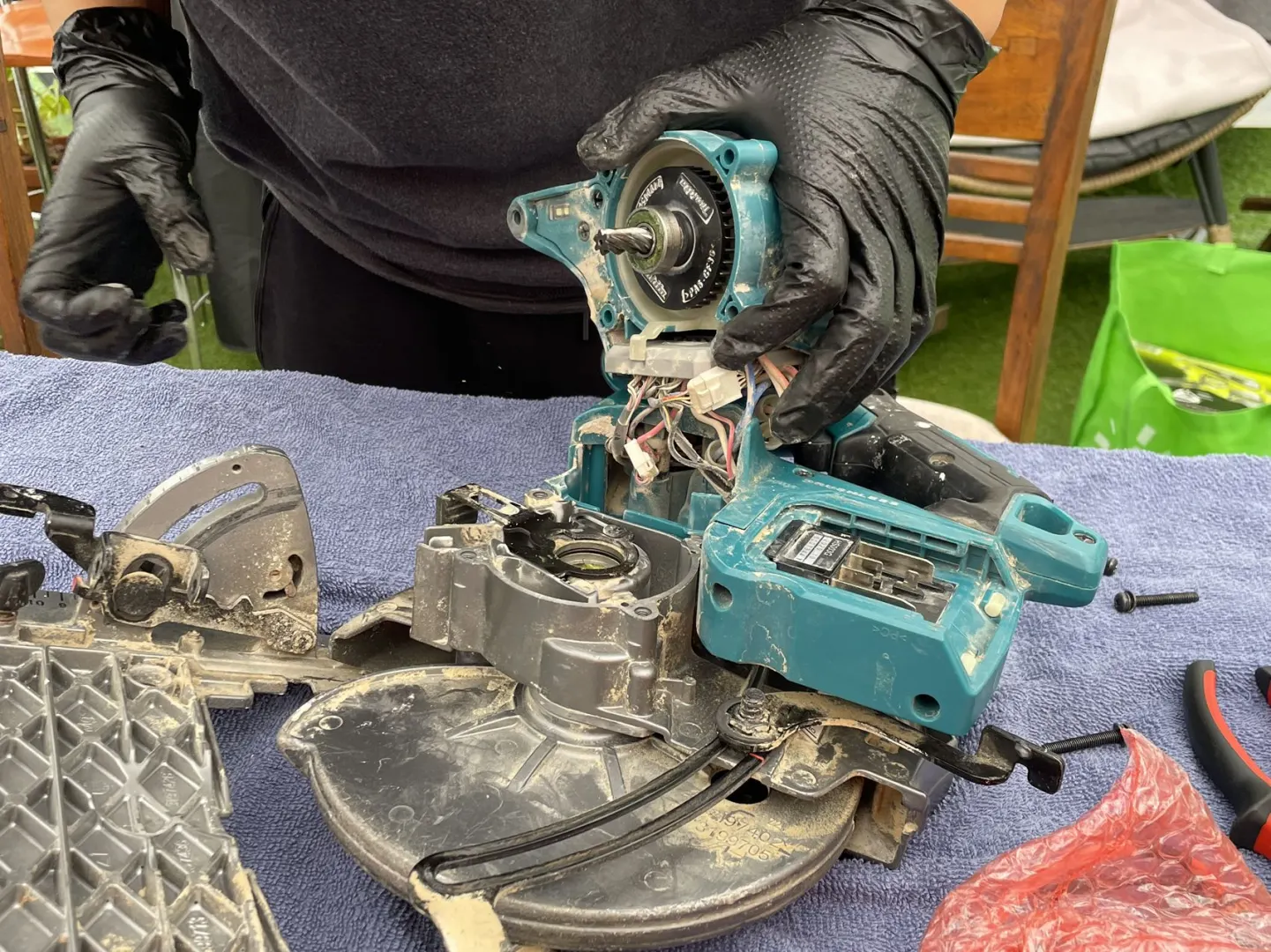 Makita XGT 185mm 圆锯进水维修