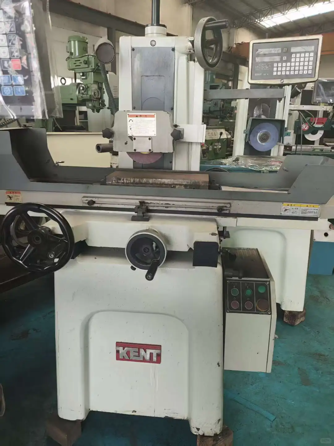 建德618磨床主轴跳动≤0.002mm 的精度王！