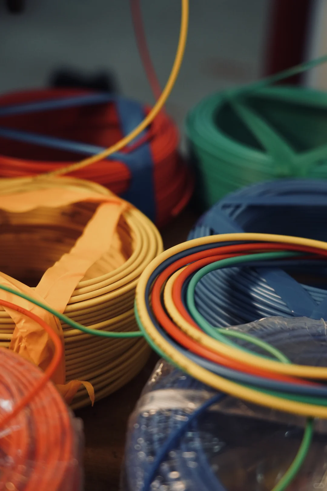 一不小心买到很好看的断路器