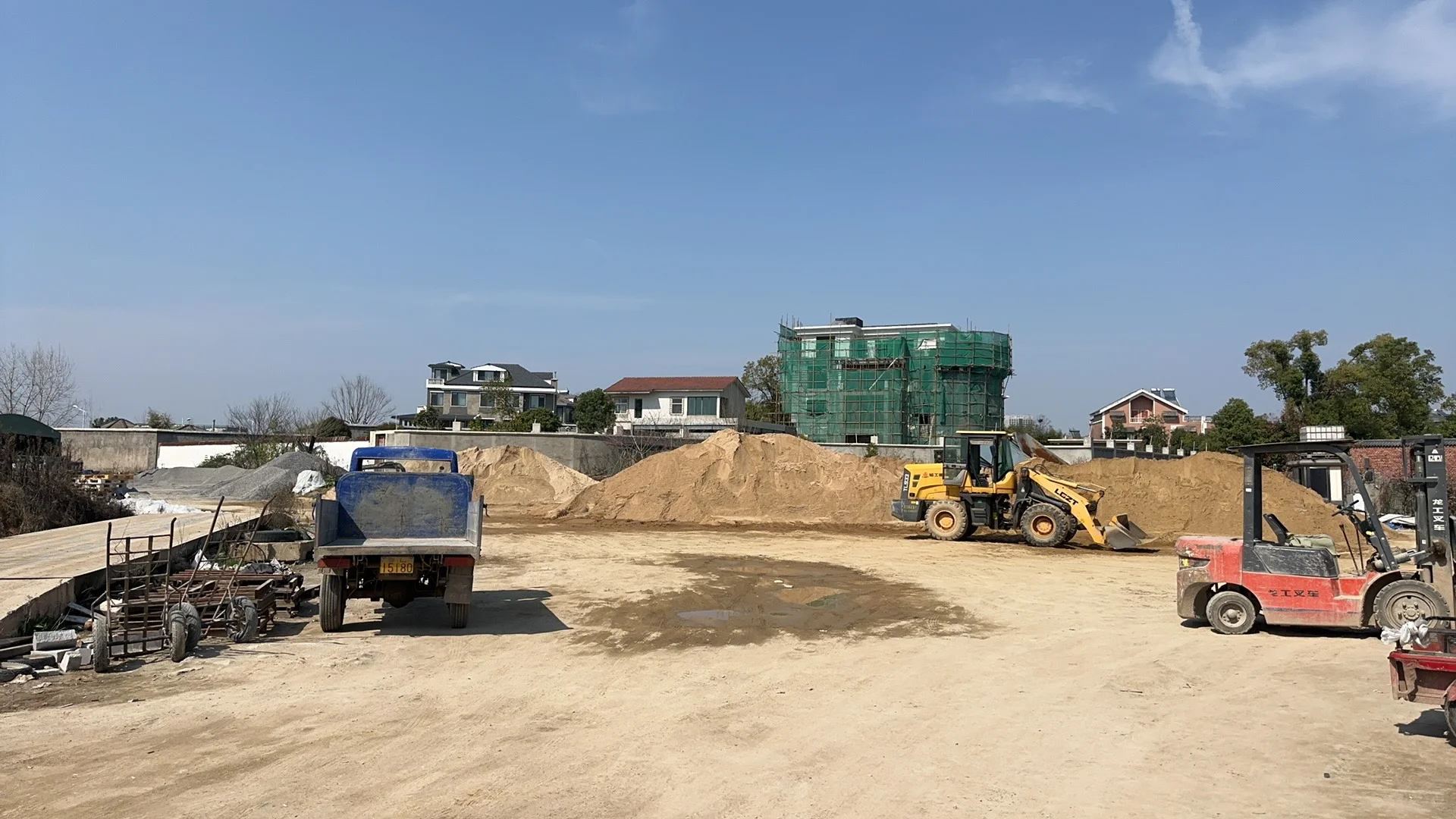 优质水泥黄沙，筑就品质工程——您的可靠建材