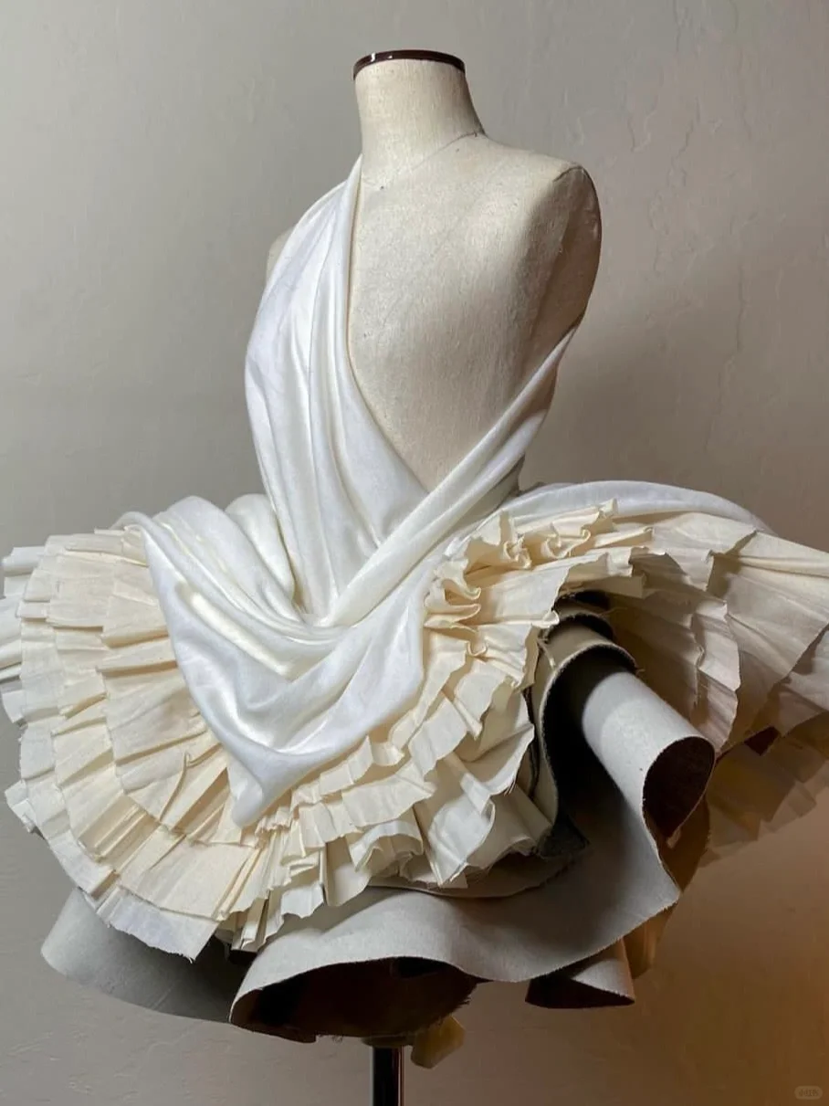 审美提升|立裁分享?宝藏大师的建筑美廓形