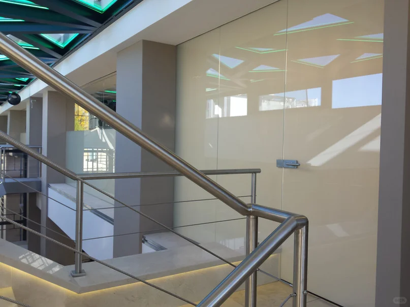 黑科技材料，调光玻璃?