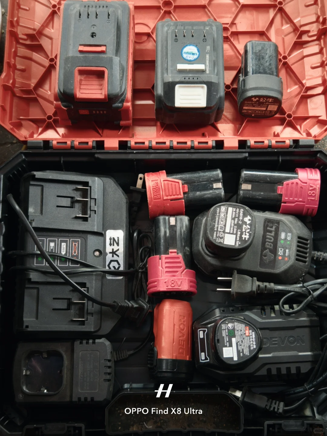 电动工具还是得买一个牌子的