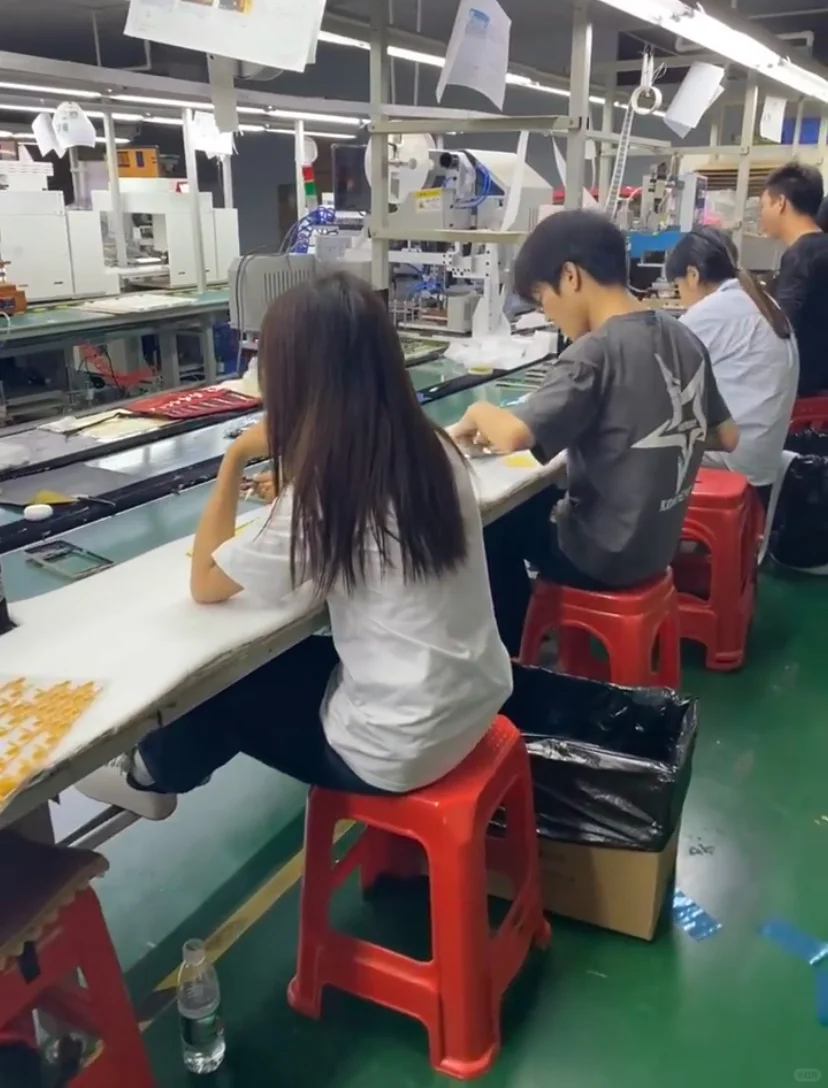 在新郑电子厂 30 天赚了 6500