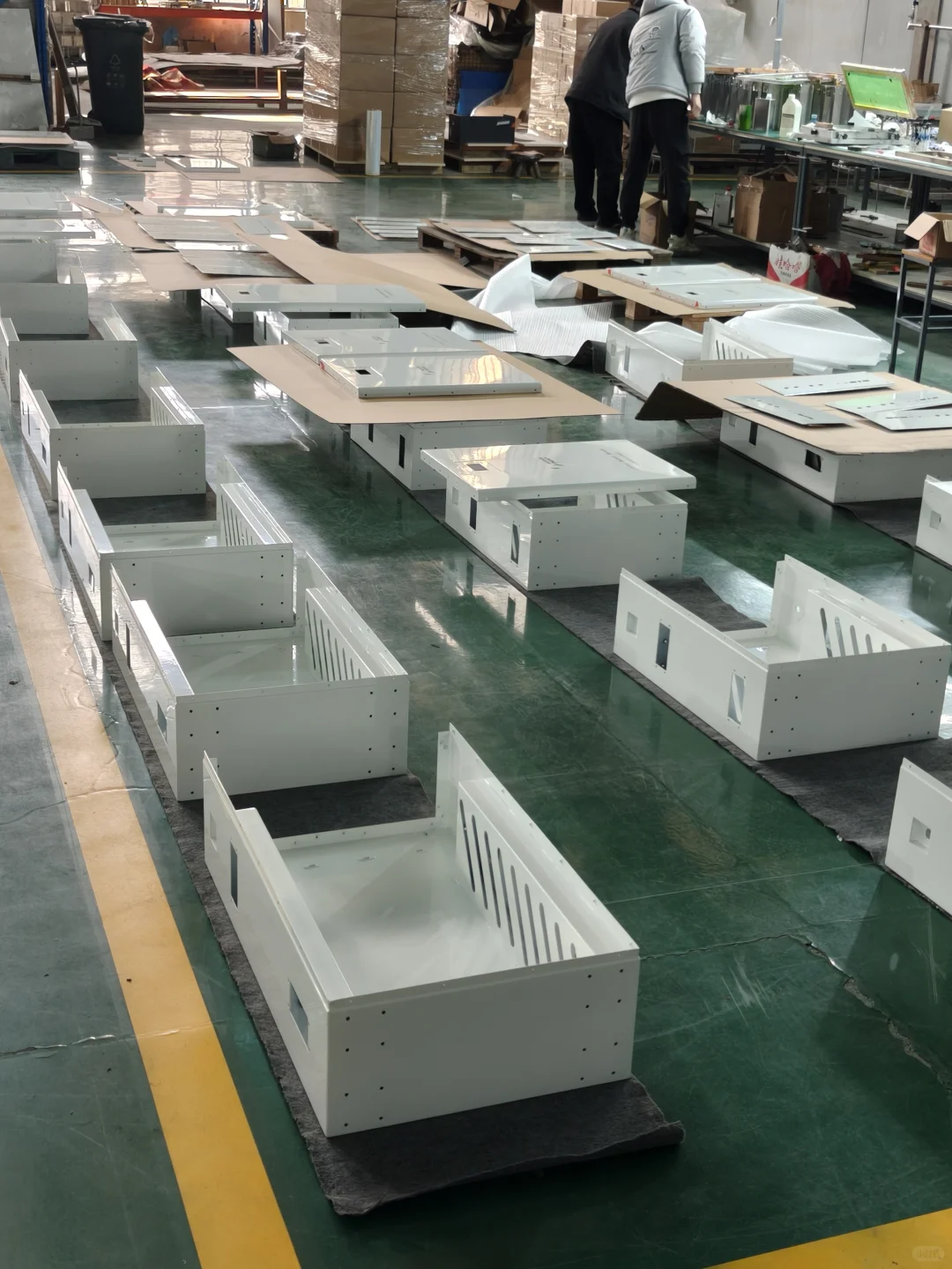 “卑微厂二代”在线介绍