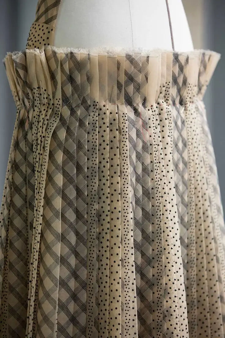 褶皱的大作用和多种表现方法—审美提升