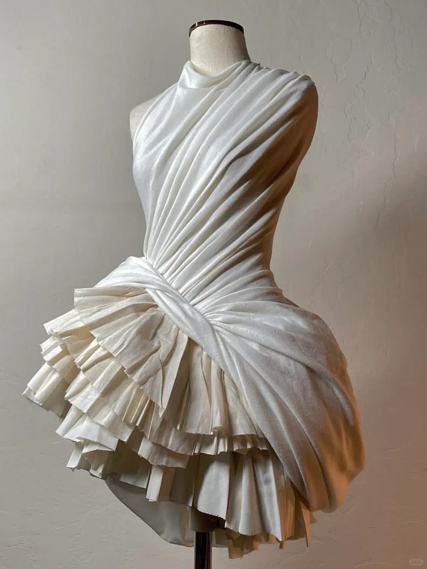 审美提升|立裁分享?宝藏大师的建筑美廓形