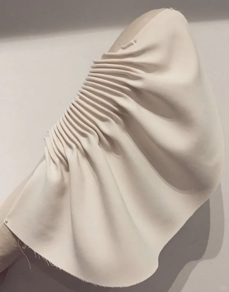 褶皱的大作用和多种表现方法—审美提升