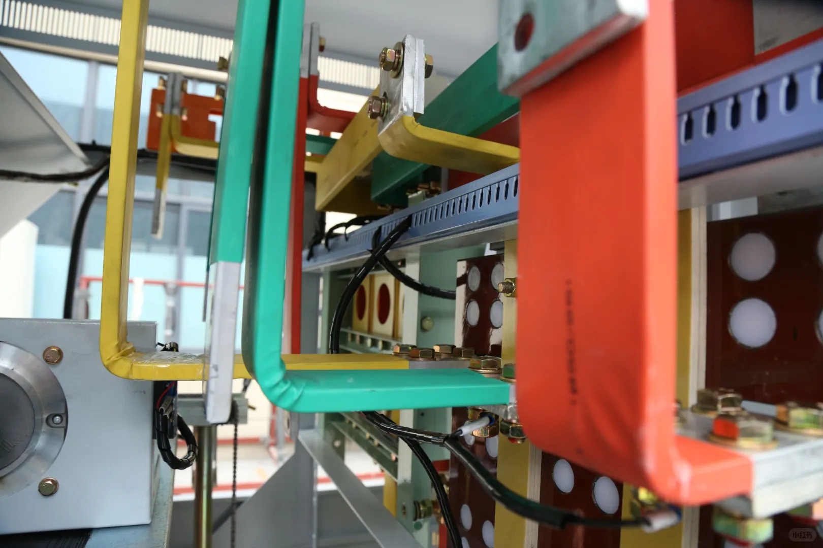 大功率工业稳压器是什么？有什么用途？