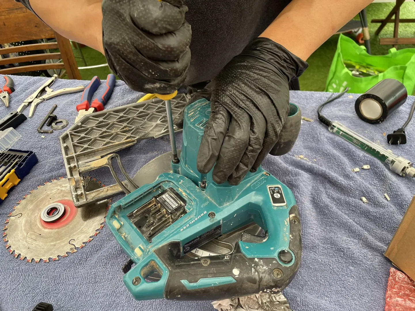 Makita XGT 185mm 圆锯进水维修