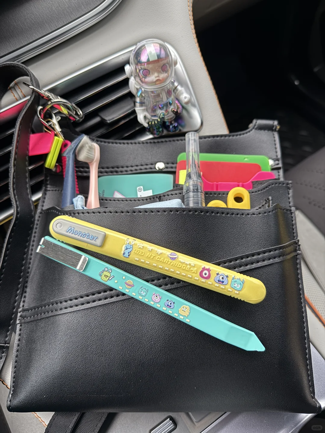 汽车贴膜的工具包