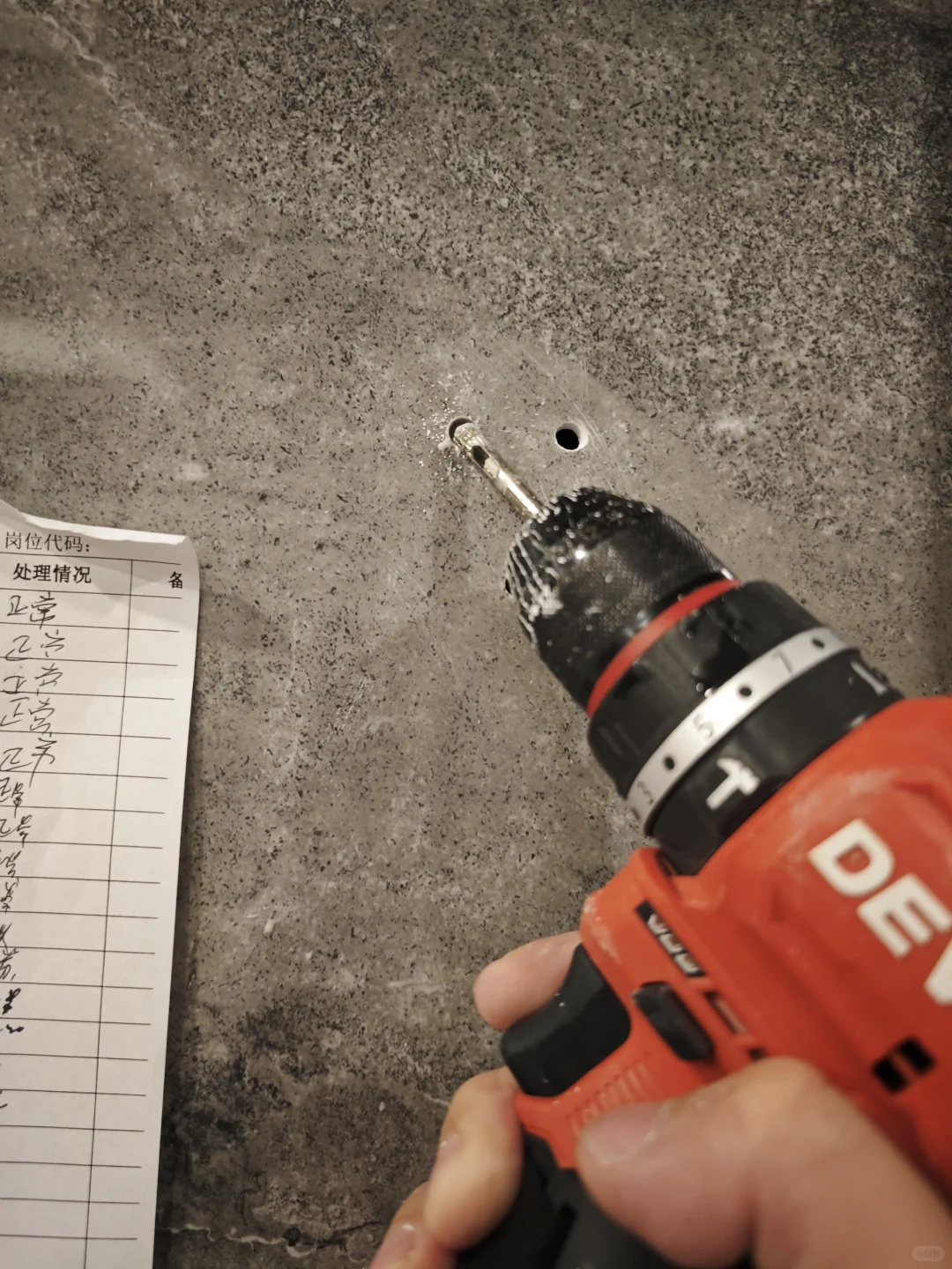 谁能不爱这台电钻！？？