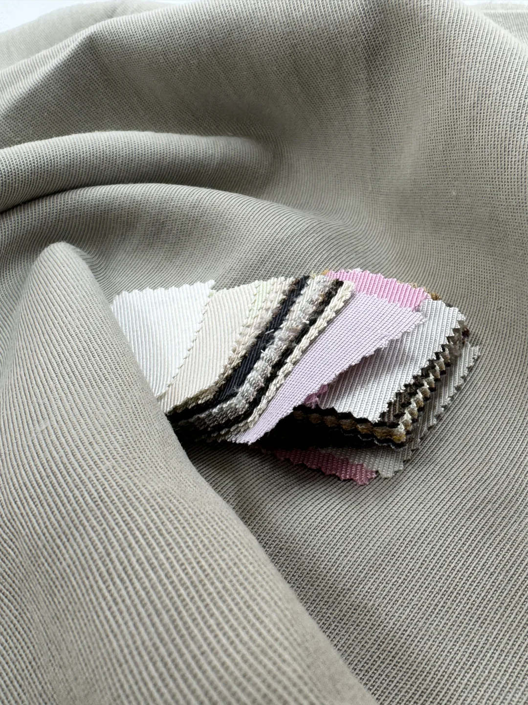 亲肤舒适的天然纤维莱赛尔天丝面料