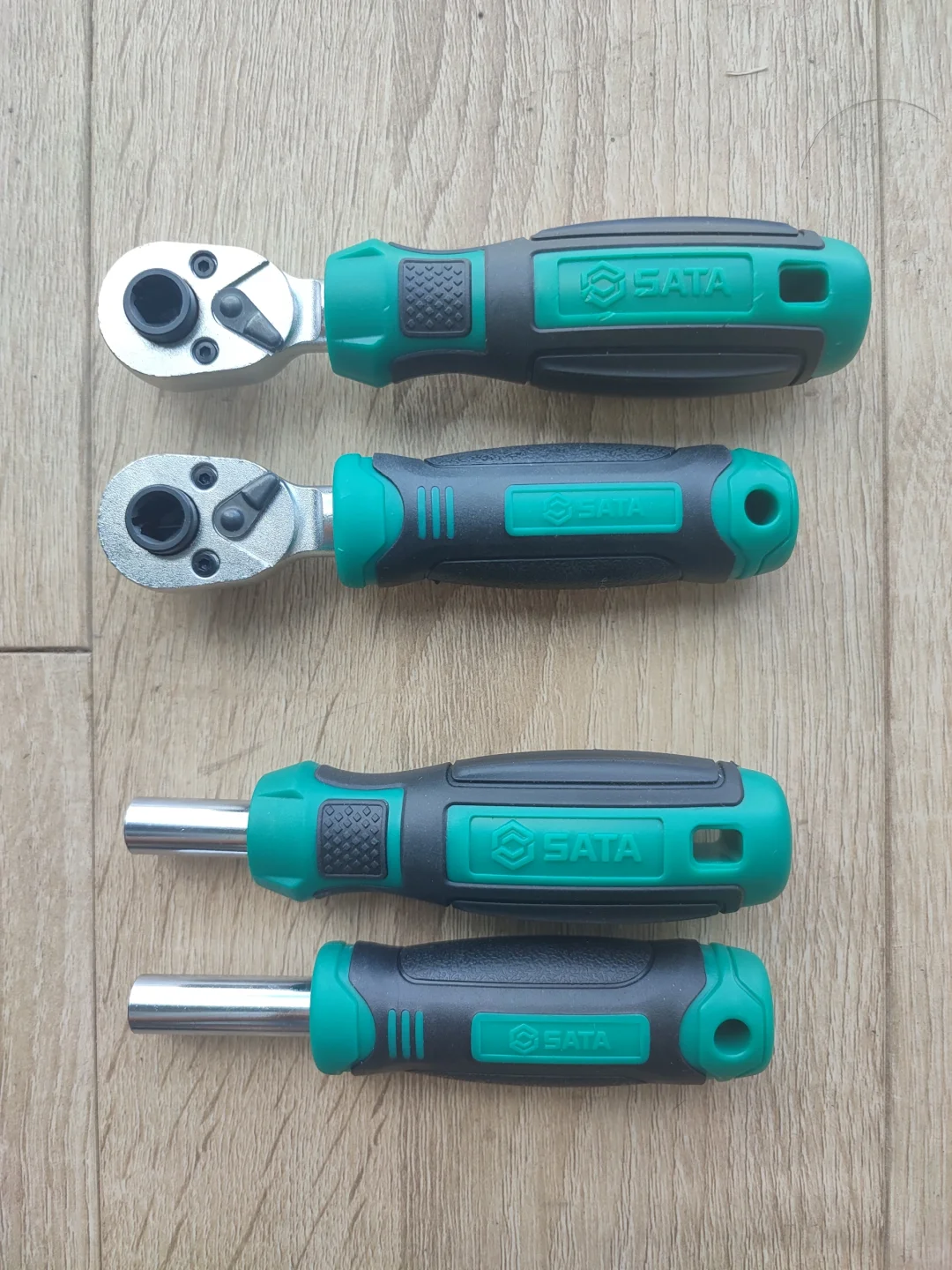 世达工具箱05498和05498A对比