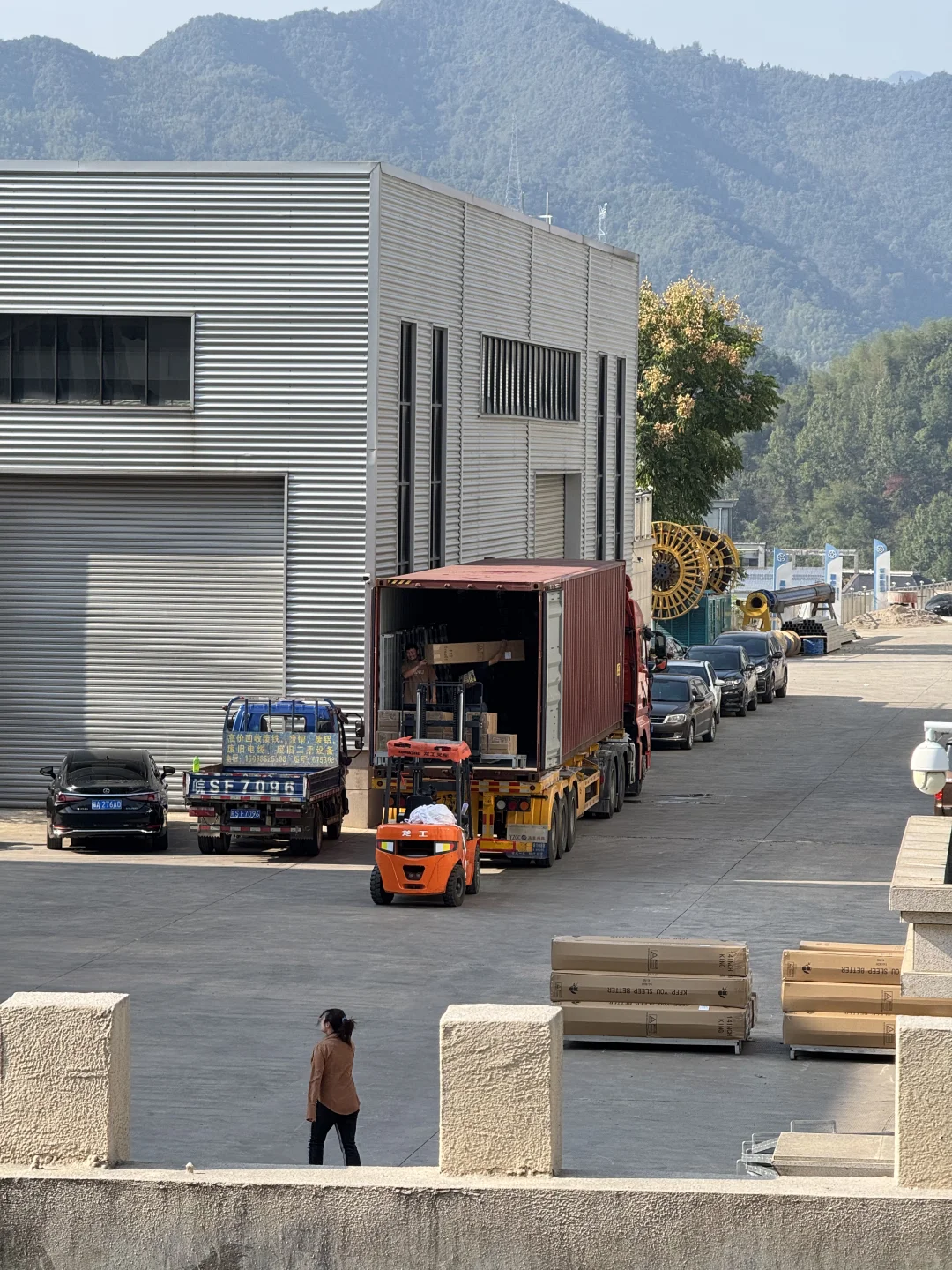 外贸｜业务员在工厂的一天