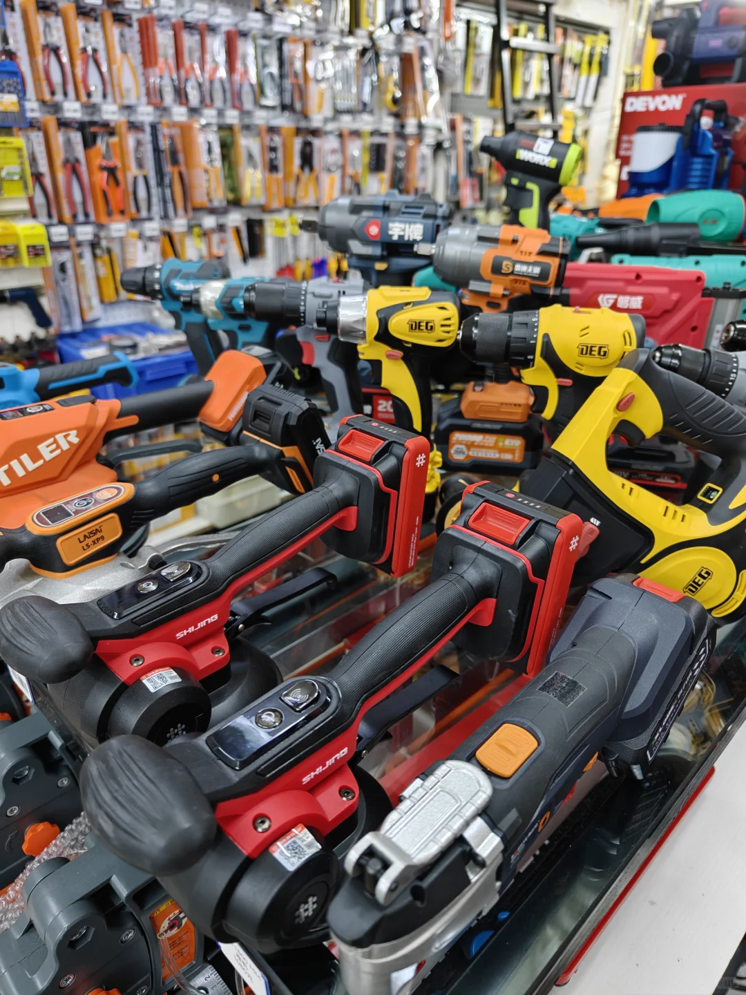 多巴胺配色电动工具