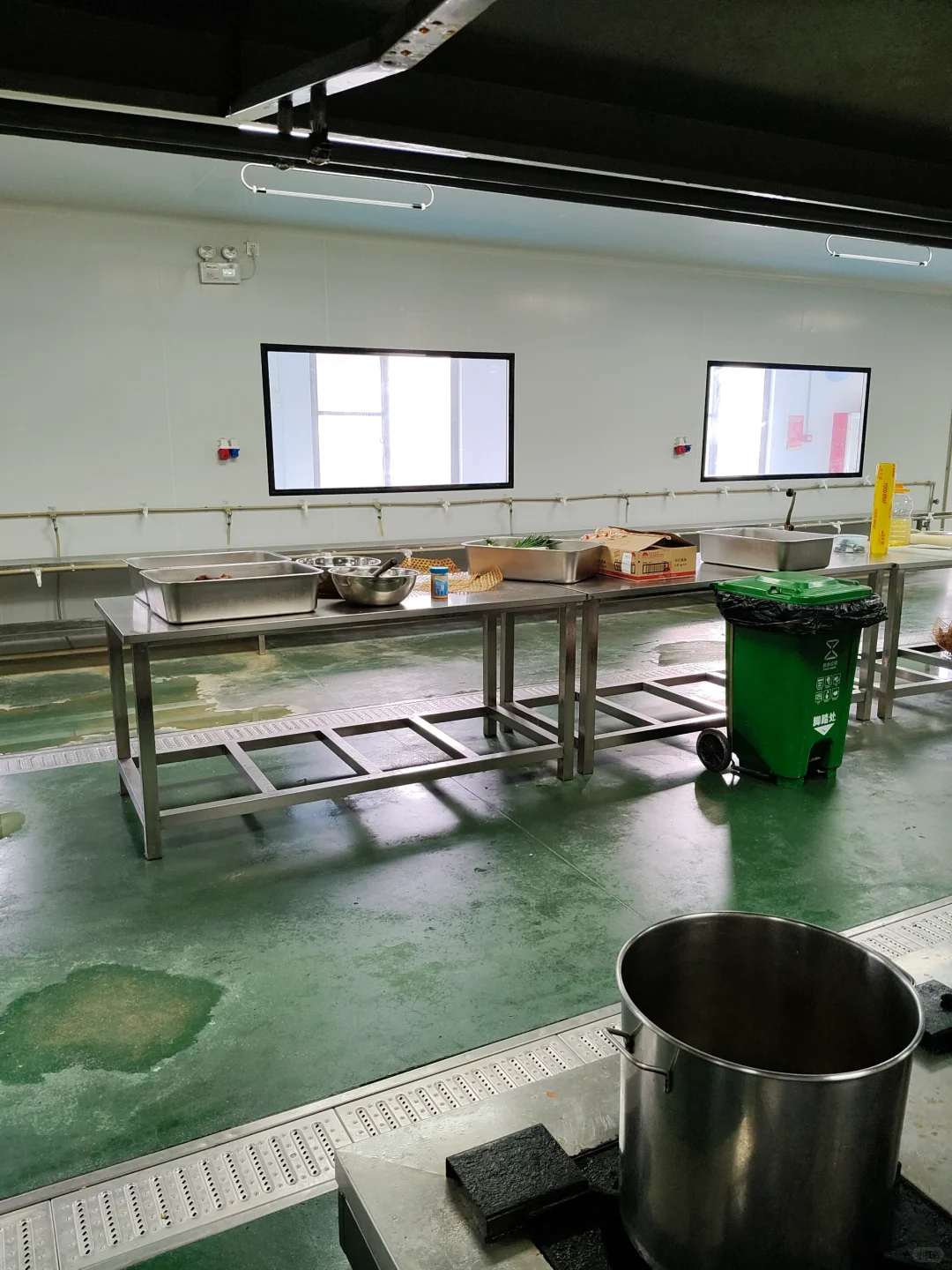 考察预制菜现场，老板都话今年生意唔好做