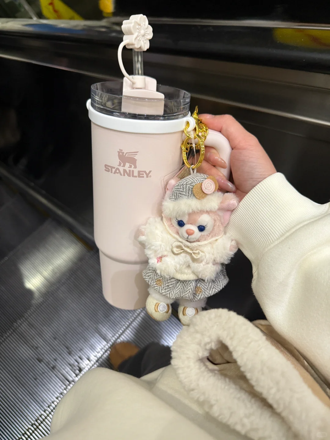 分享一些治愈我的迪士尼崽崽们滴日常图?