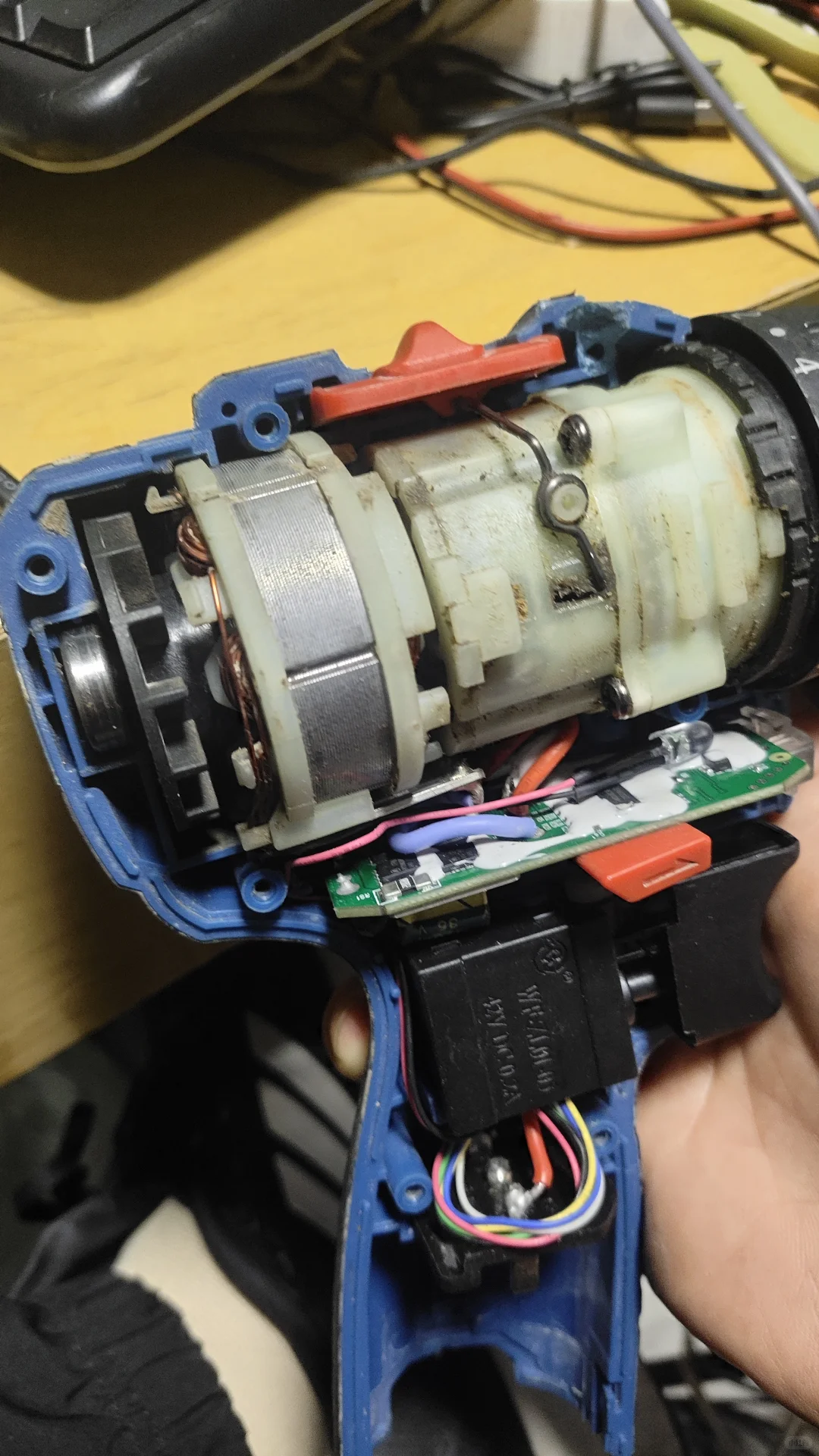 东成 充电式无刷起子电转 修复