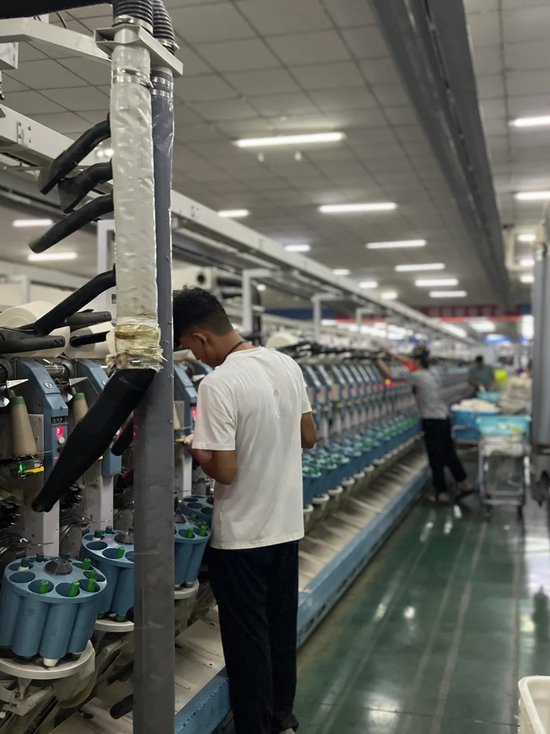 订单薄如山压垮我！纺二代深夜泪目求援