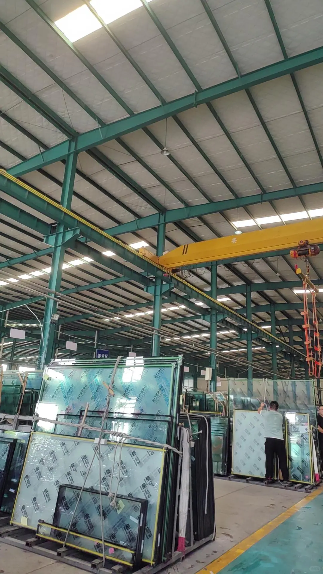 专业生产玻璃厂家