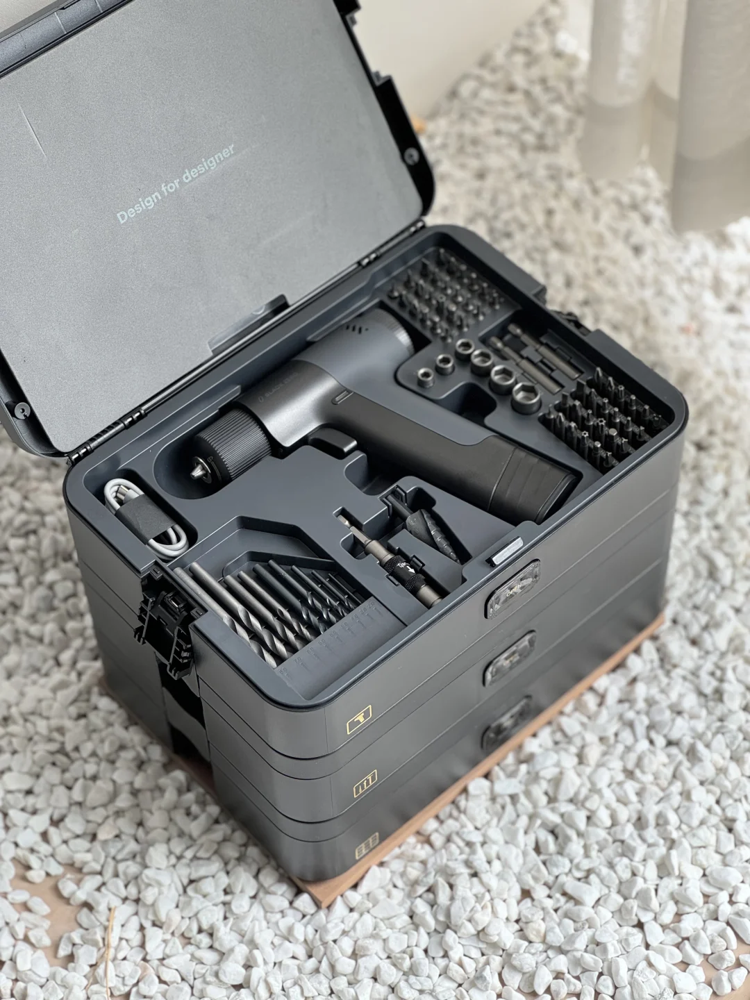 千万资金+两年多时间研发的工具箱？谁信？