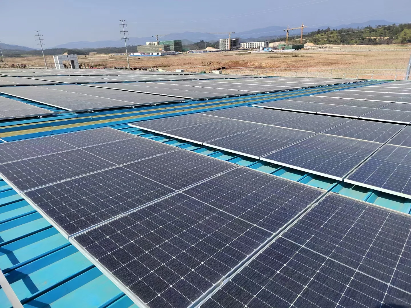 工商业屋顶13MW光伏发电站