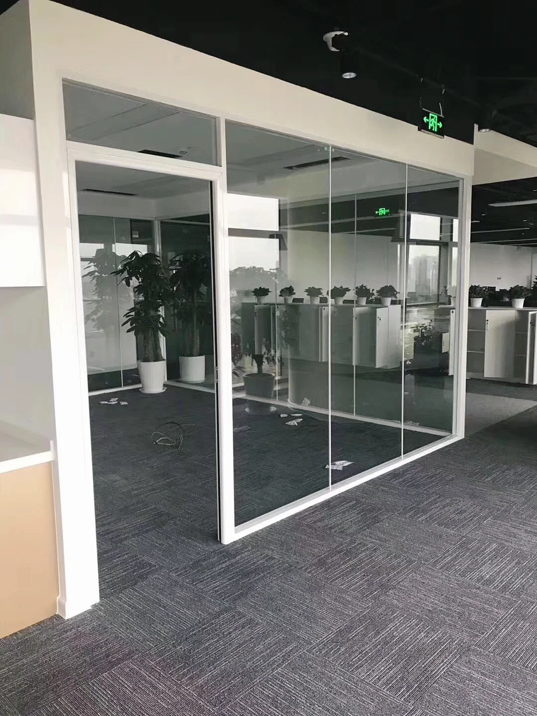 办公室秒变高级感，通透又私密❗️