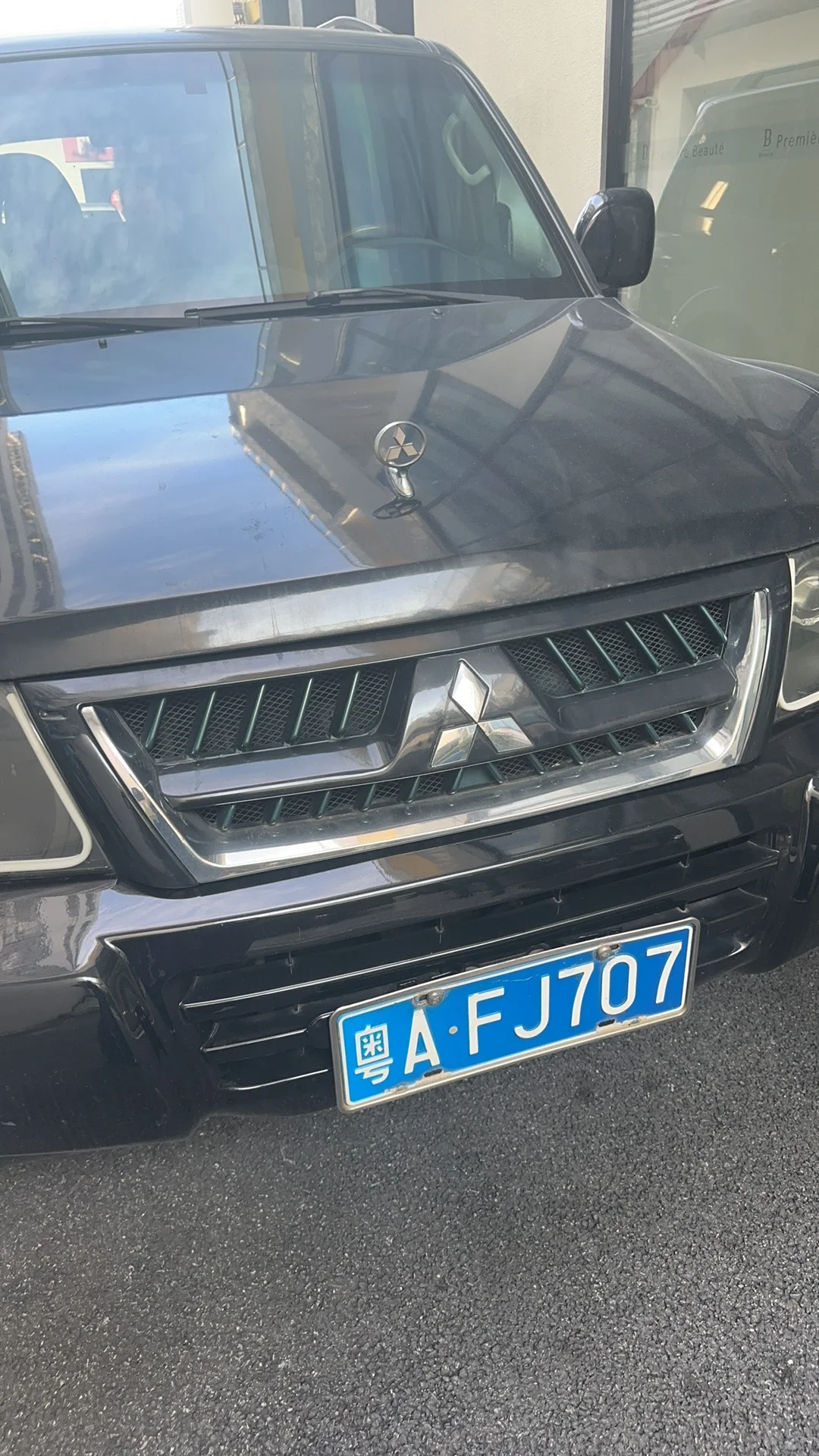 00后业务员上门推面料的一天